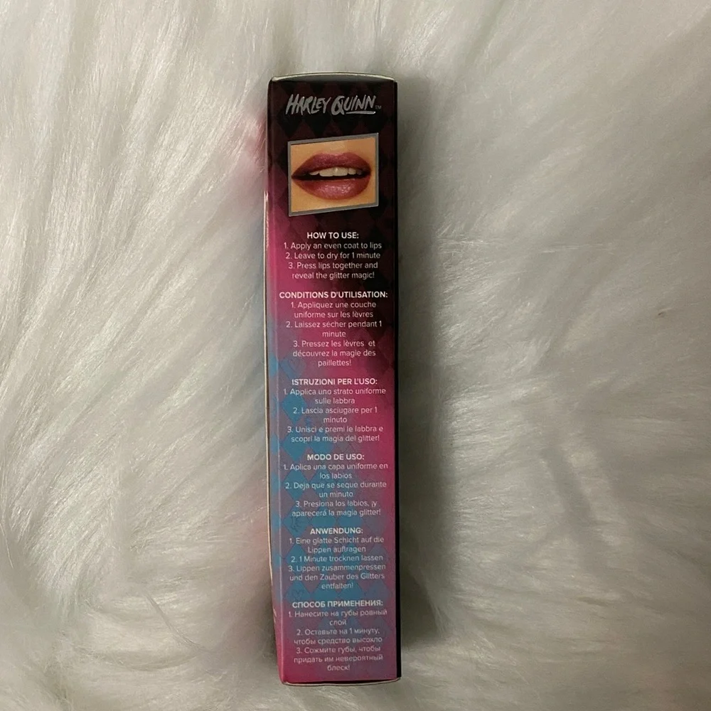 Lottie London Harley Quinn Transforming liquid Lipstick - from matte to glitter